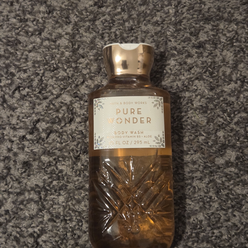 Bath & Body Works Pure Wonder Body Wash